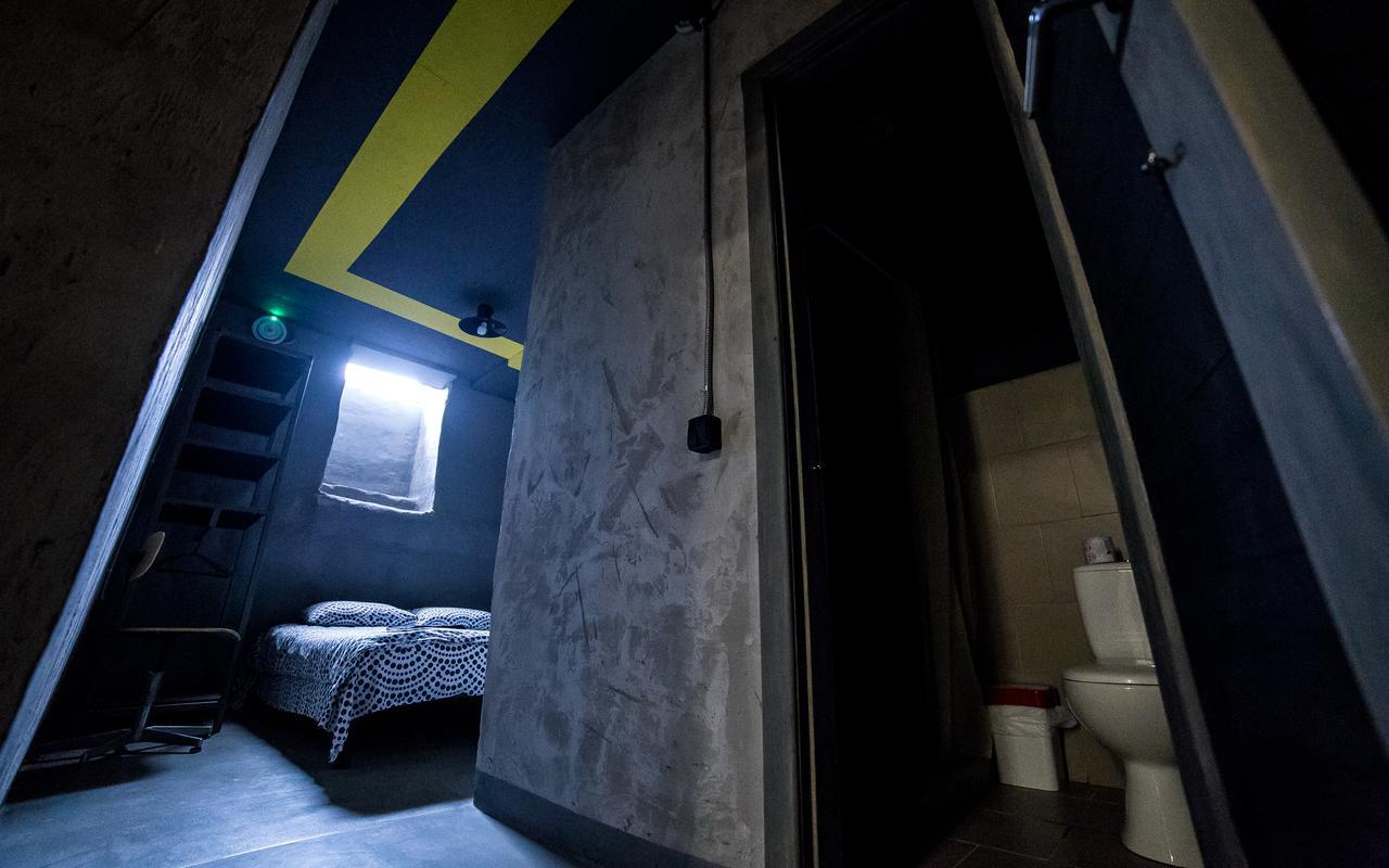 بيت شباب Lviv Loft Prison المظهر الخارجي الصورة
