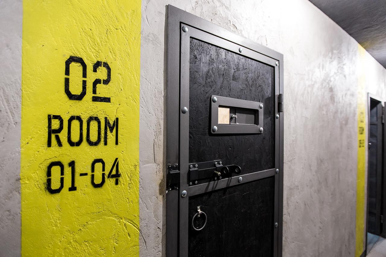 بيت شباب Lviv Loft Prison المظهر الخارجي الصورة