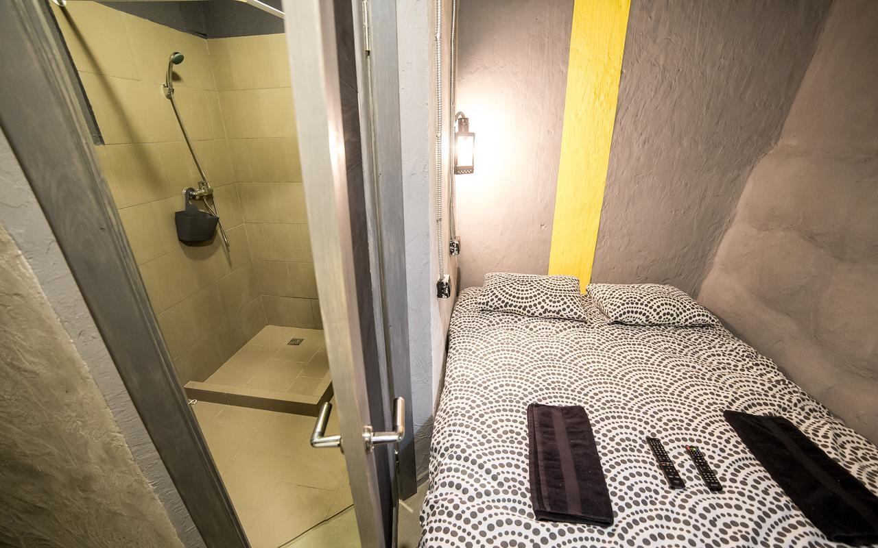 بيت شباب Lviv Loft Prison المظهر الخارجي الصورة